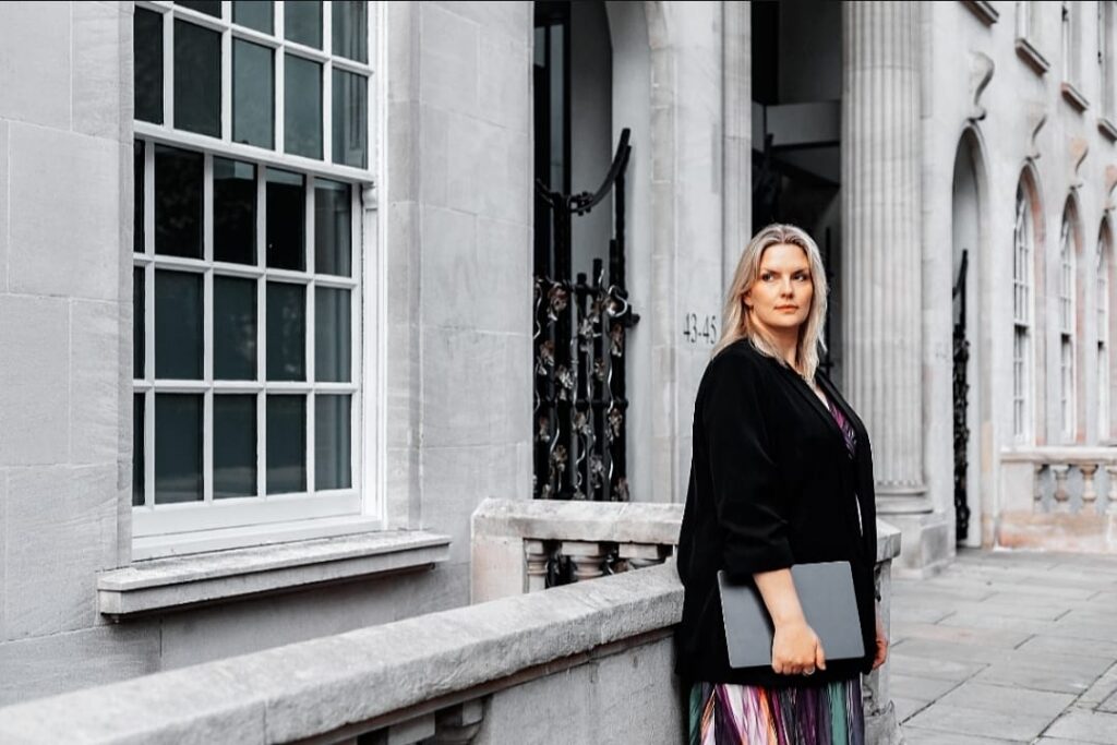 Jane De Vos – Fractional COO for Entrepreneurs